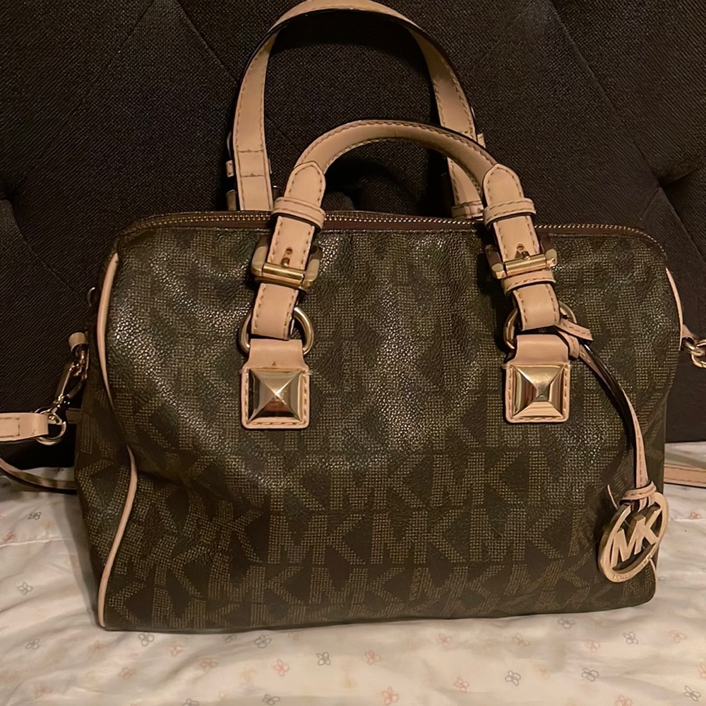 Michael kors purse